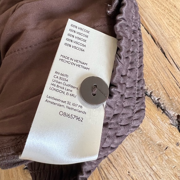 Anthropologie. NWT. Size 2. Brown Satin Parachute Pants. - Picture 12 of 16